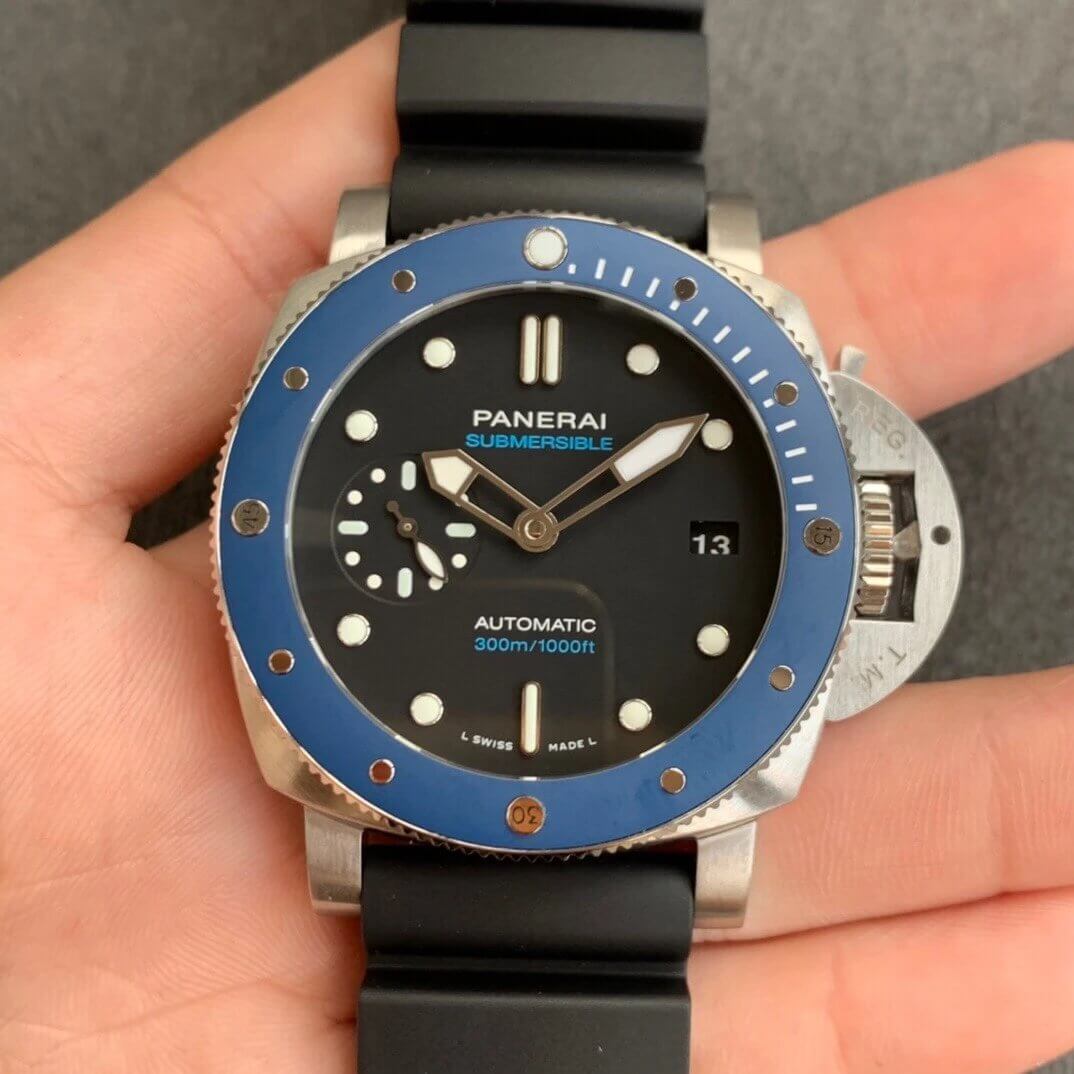 0-240 Replica Panerai Submersible PAM01209 VS Factory Black Strap - Image 1