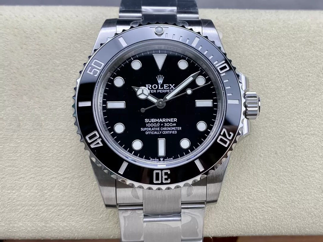 0-25 Replica Rolex Submariner M124060-0001 41MM VS Factory Stainless Steel Strap - Image 1
