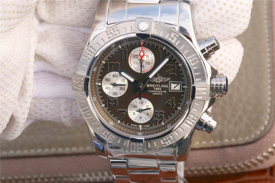 0-282 Replica Breitling Avenger II A1338111/F564/170A GF Factory Black Dial - Image 1