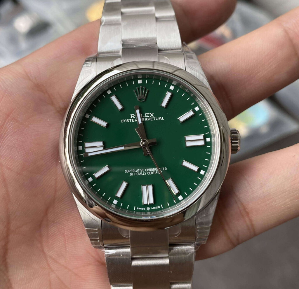 0-86-1024x991-1 Replica Rolex Oyster Perpetual 41MM M124300-0005 VS Factory Green Stainless Steel - Image 1