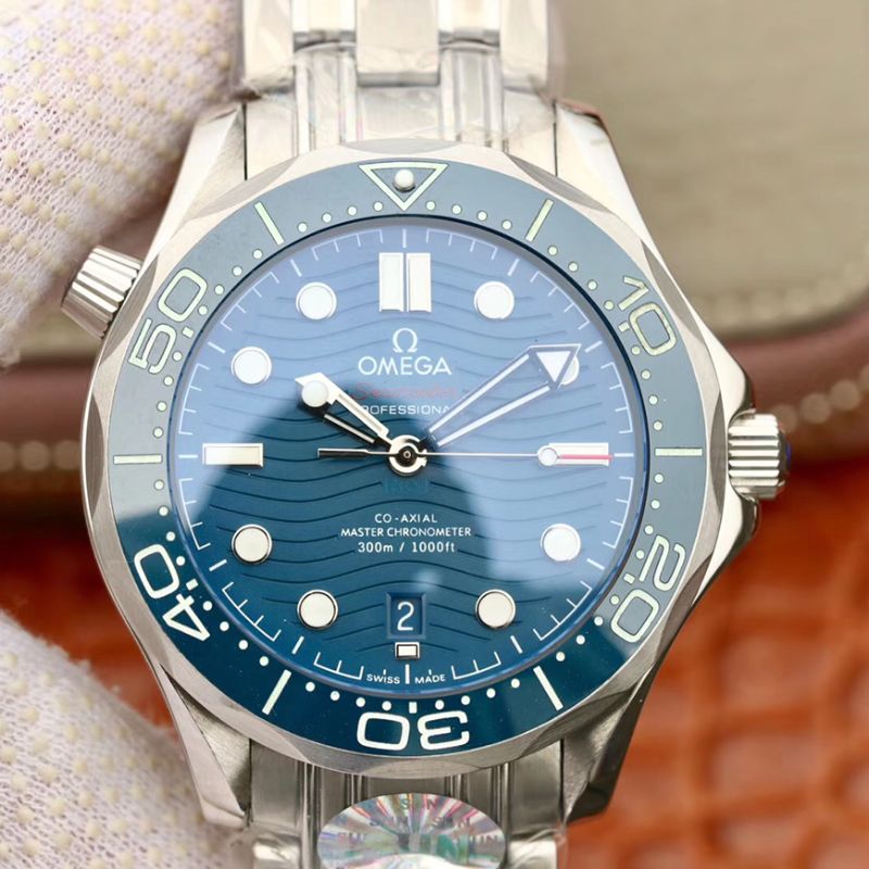20190220112617983989 Replica Omega Seamaster Diver 300m 210.30.42.20.03.001 VS Factory Blue Dial - Image 1